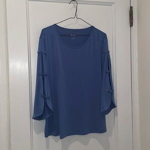 Blue Ladder-Sleeve Top